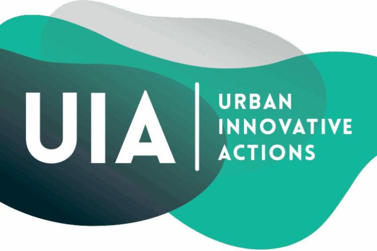 logo-uia-2